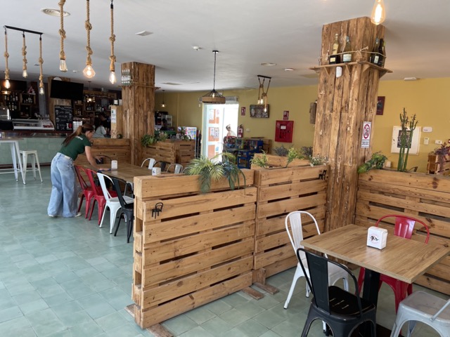 Salicornia Chill Out Bar · restaurante kids-friendly en El Puerto de Santa María
